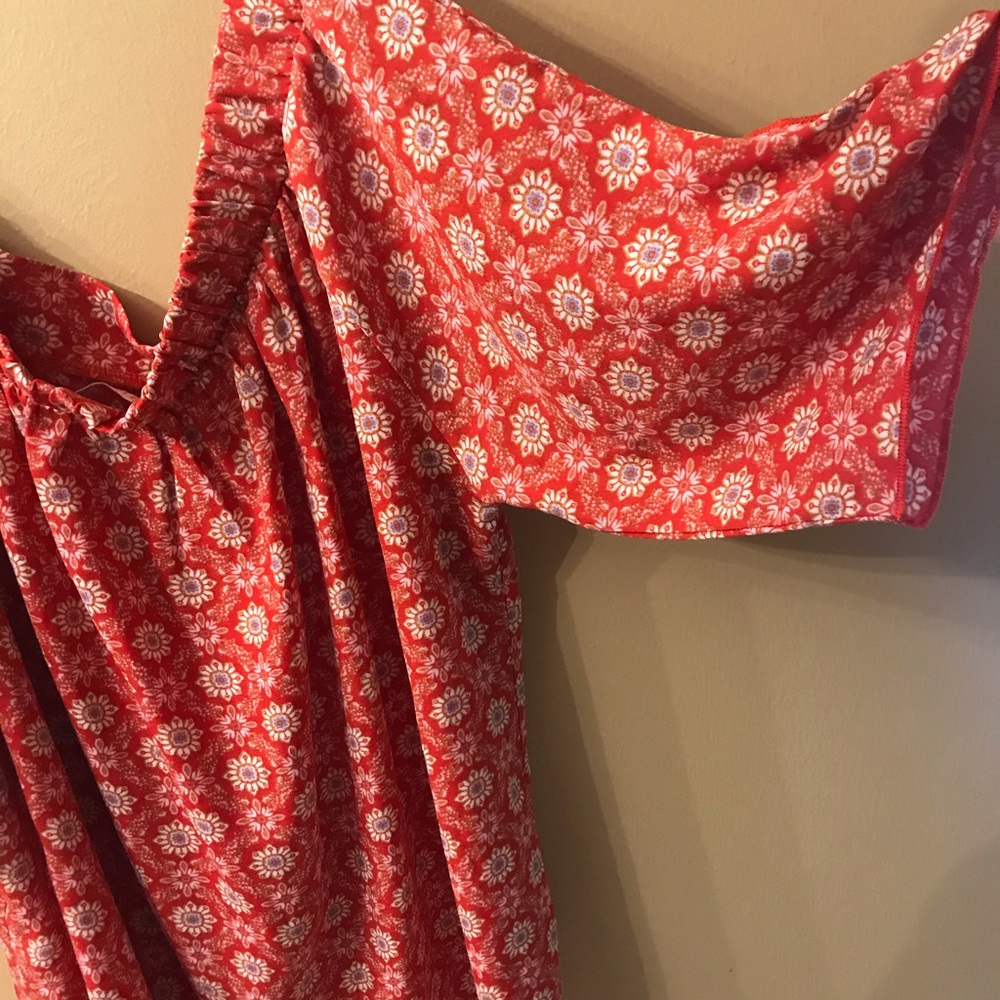 Renee C. Red Floral Off The Shoulder Top - Picture 4 of 4